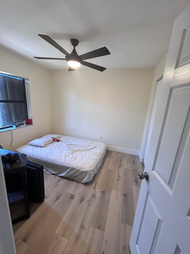 Foto del edificio - 6520 W 27th Ct