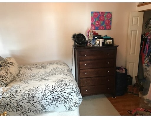 Foto del edificio - 70 Gore St