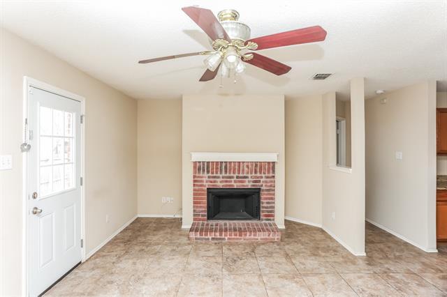 Foto del edificio - 2721 Meadowlark Dr