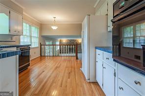 Foto del edificio - 4722 Kenneth Dr SW