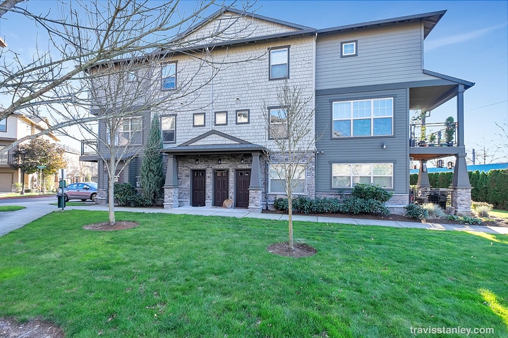Spectacular 3BD Condo | Near Intel | Walk to MAX Station | Free High-Speed Internet | Water/Sewer... - Spectacular 3BD Condo | Near Intel | Walk to MAX Station | Free High-Speed Internet | Water/Sewer...