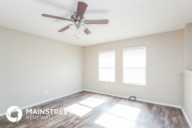 Foto del edificio - 2613 Mitchell Ln
