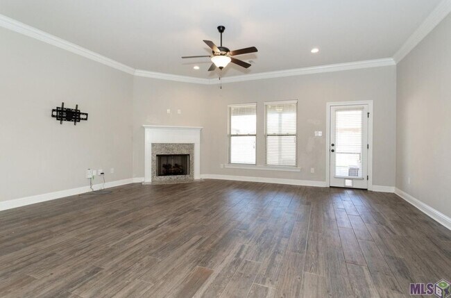 Building Photo - 710 Elliston Dr