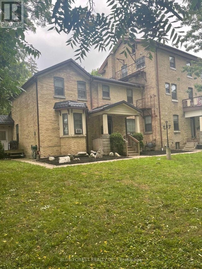 Building Photo - 1 Waverly Pl