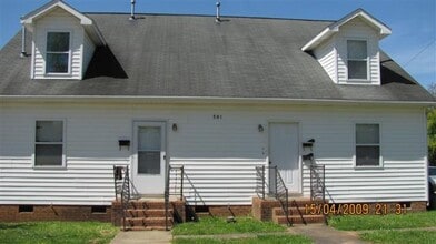 Building Photo - 301 Ebenezer Ave