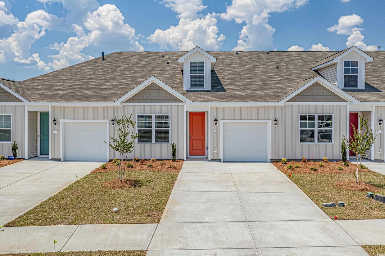 Foto principal - 3520 Bells Lk Cir