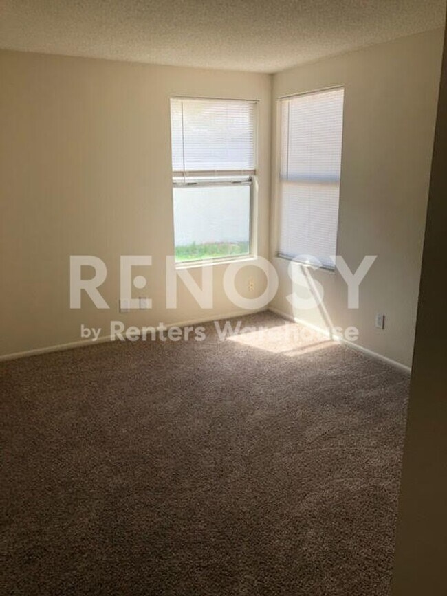Building Photo - 3-BD, 2-BA Single Family House in Chandler!