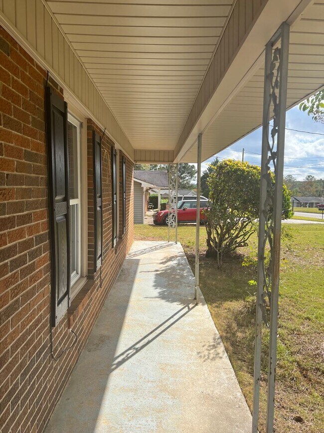 Building Photo - 3 br, 2 bath House - 114 Glenwood Ln