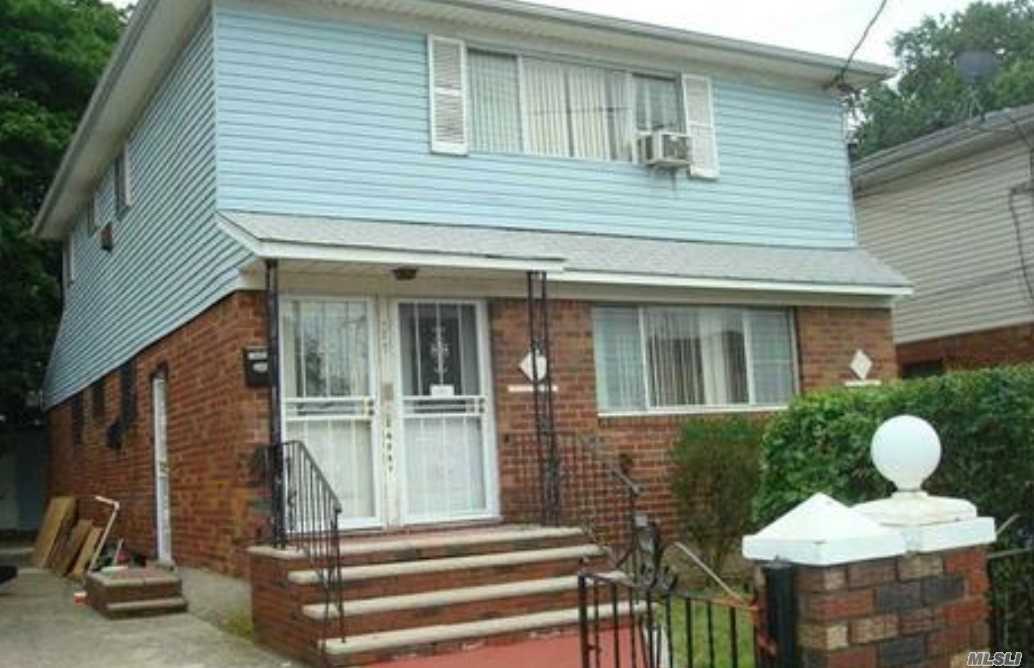 14007 Farmers Blvd, Queens, NY 11434 Room for Rent in Queens, NY