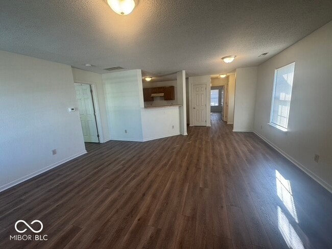 Foto del edificio - 1224 Edgewater Dr