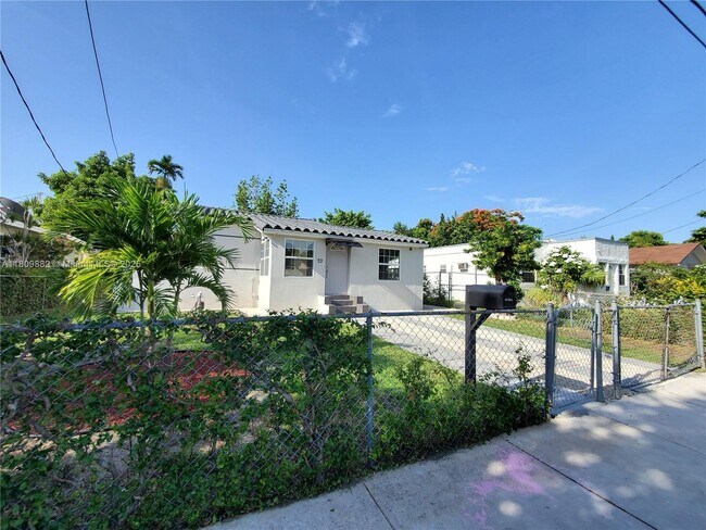 Foto del edificio - 70 NW 33rd St