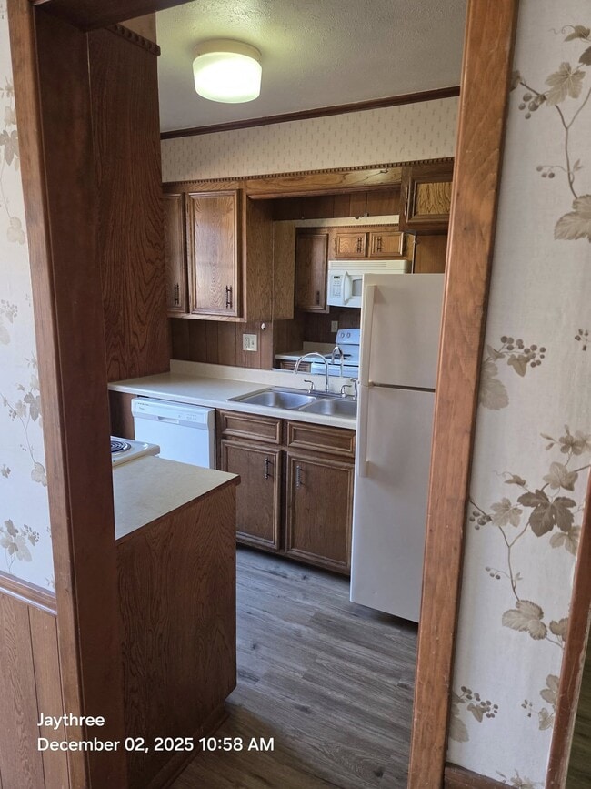 Kitchen - 905 N 24th St