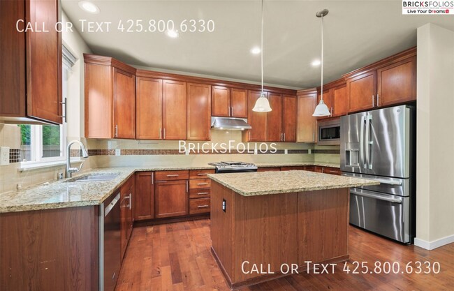 Foto del edificio - 10550 Sheridan Cres NE