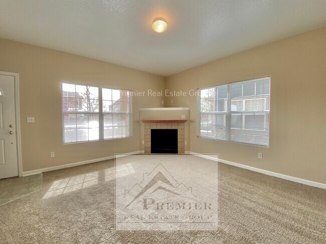 Foto del edificio - 1564 Monterey Rd