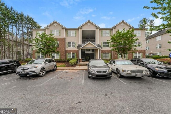 Building Photo - 12201 Fairington Ridge Cir