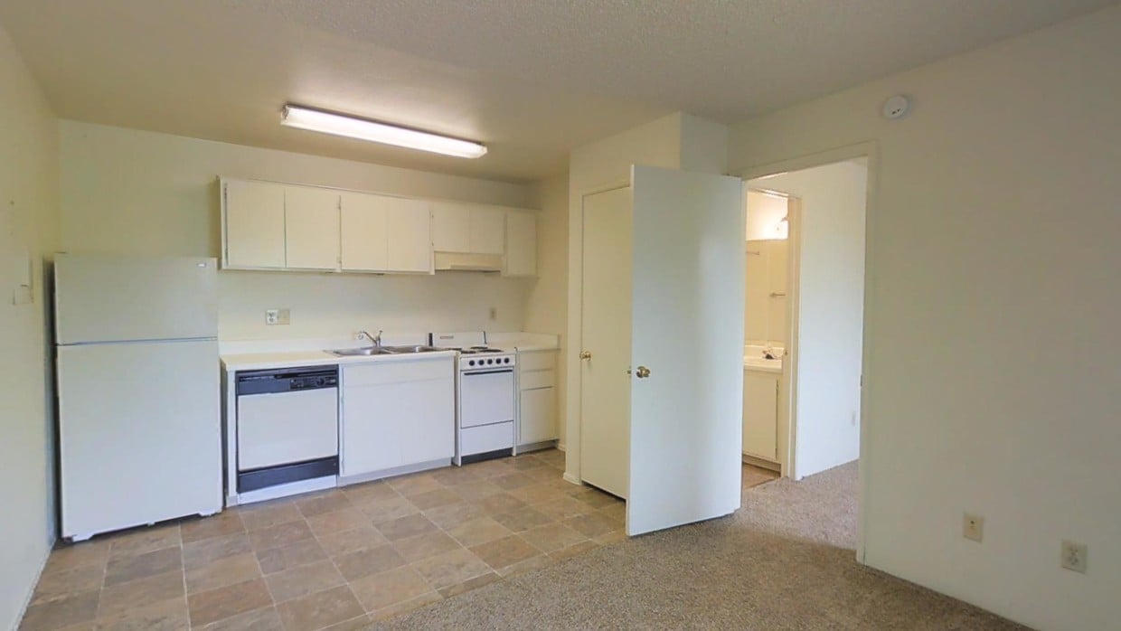 Photo - Sunpointe Gardens Apartment