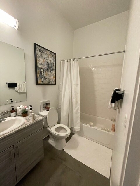 Bath - 805 W Madison St