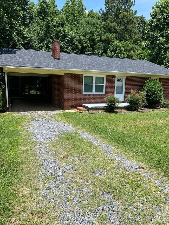 Building Photo - 755 Victory Grove Church Rd