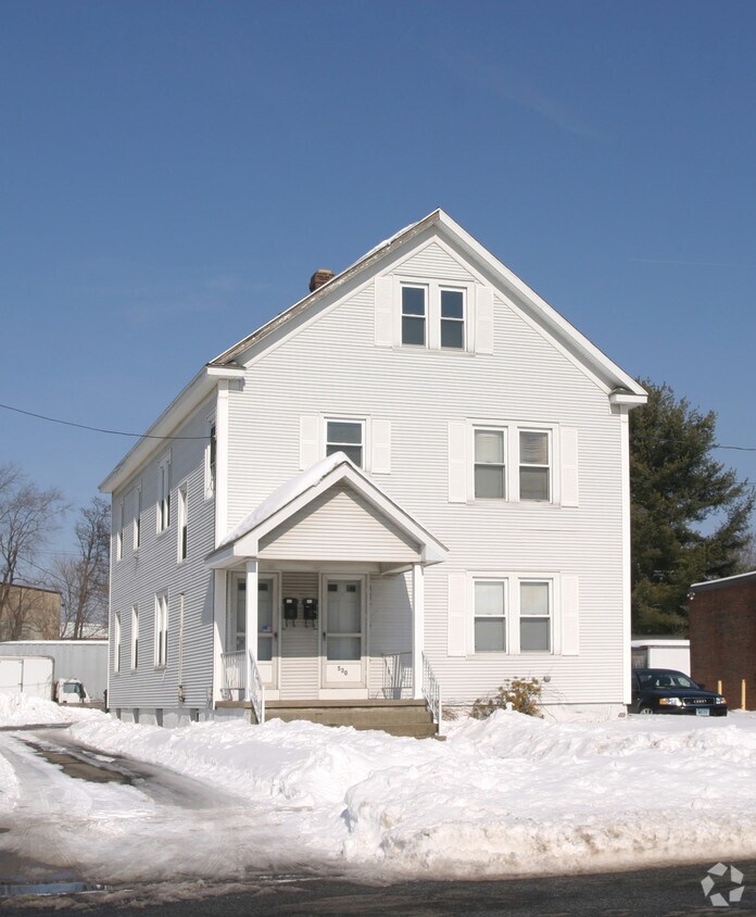 Building Photo - 528-530 Tolland St