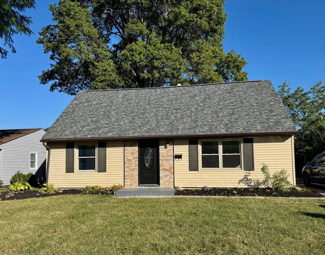 Foto principal - 324 Sturbridge Rd