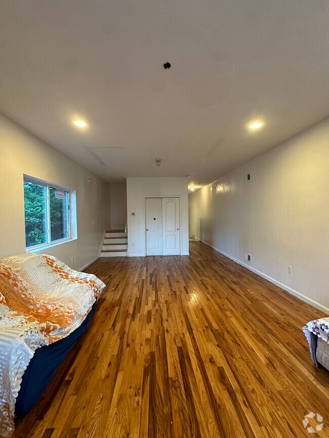 St Apartments for Rent Staten Island, NY 3 Rentals