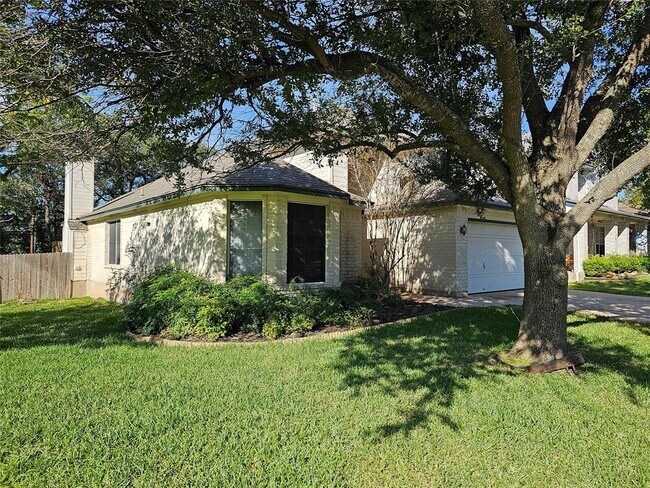 Building Photo - 8201 Luling Ln