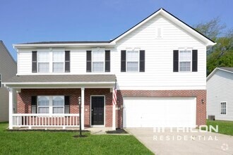Building Photo - 2990 Parkview Dr