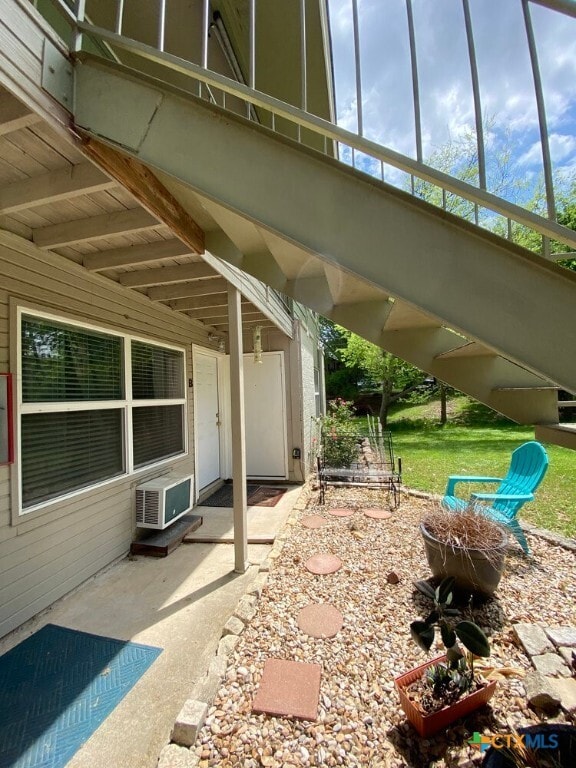 Building Photo - 112 Lady Bird Ln