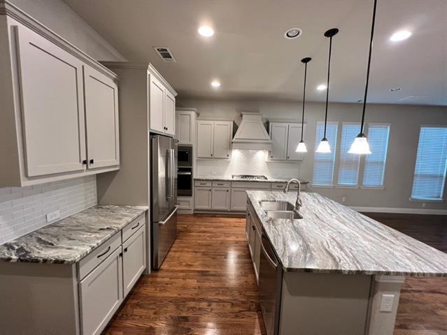 Building Photo - 3415 Calico Dr