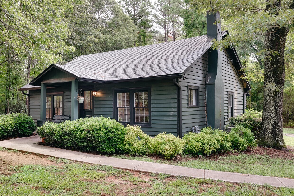 Foto principal - 505 Cherokee Rd