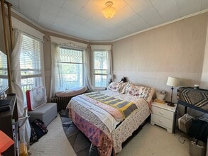 Building Photo - 1128 Hammond Ave