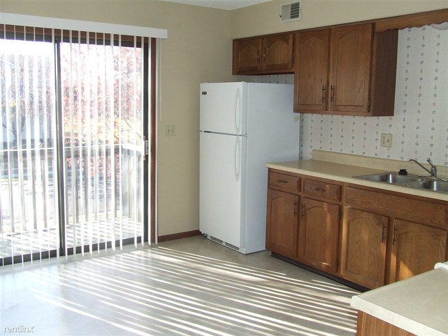 Building Photo - 510 Sky Vue Dr
