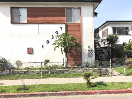 Primary Photo - 10307 Juniper St