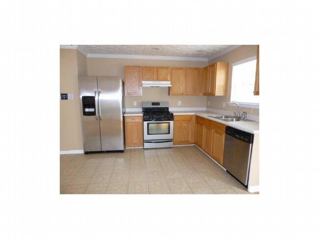 Building Photo - 124 Drury Ln