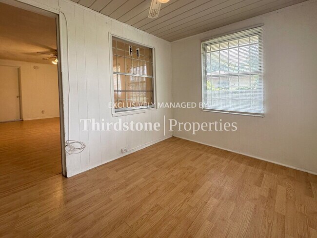 Foto del edificio - 3317 Jones St