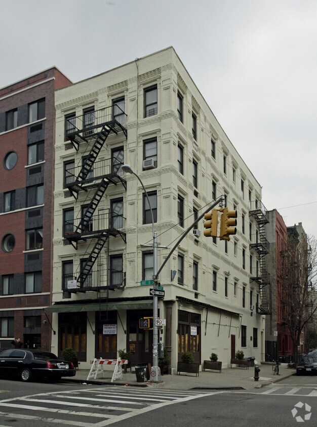 Primary Photo - 175 Avenue B
