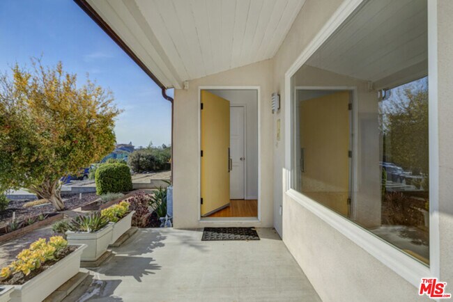 Foto del edificio - 6337 W 83rd St