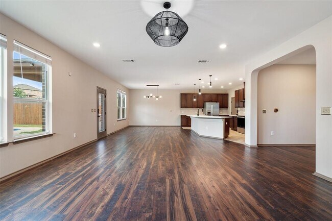 Foto del edificio - 7409 Janes Ranch Rd