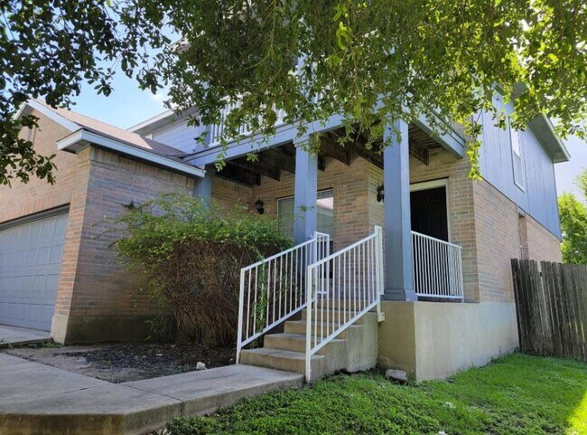 Foto del edificio - 14813 Earl Grey Ln