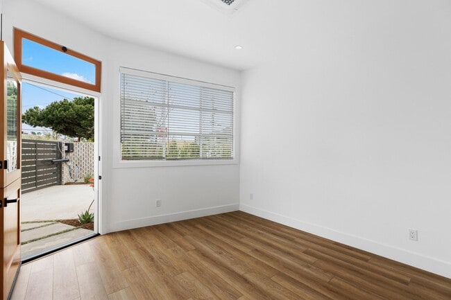 Foto del edificio - Carr- 1636-1638 Santa Ana