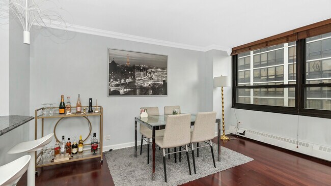 Foto del edificio - 33 E Cedar St