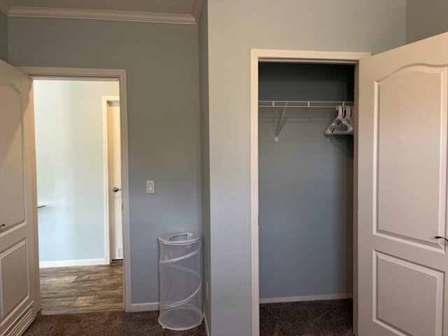 Building Photo - Room for Rent in a Beautiful Home!