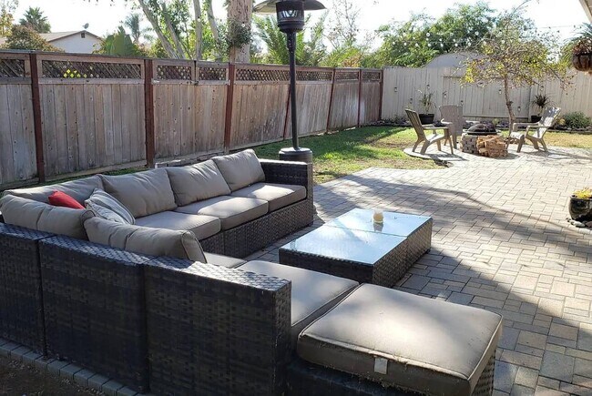 Outdoor Space - 1553 Rock Springs Rd