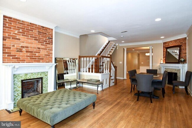 Foto del edificio - 11 R St NW