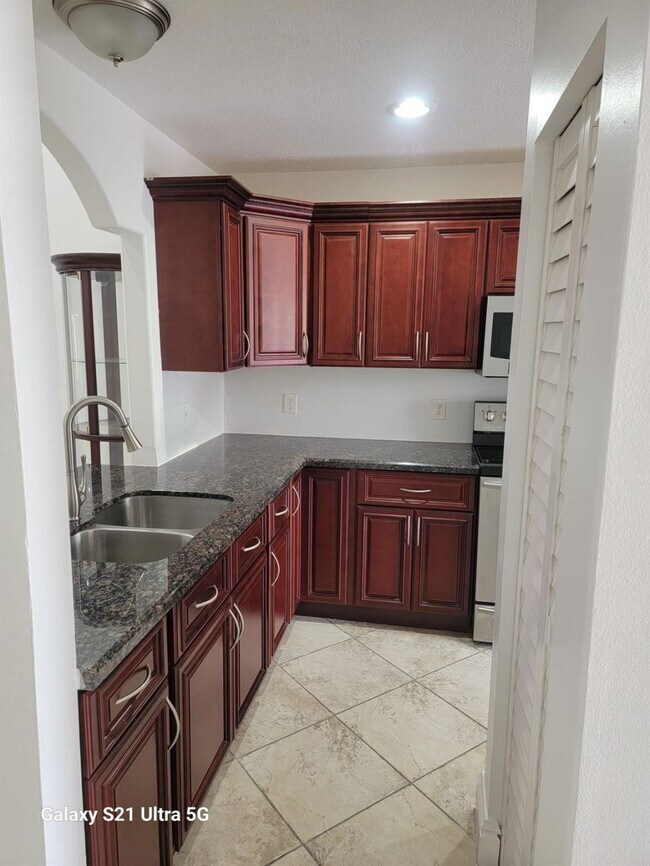 Foto del edificio - 8336 NW 37th Pl