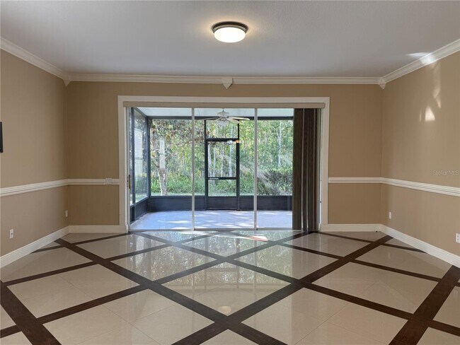 Foto del edificio - 934 Rock Harbor Ave