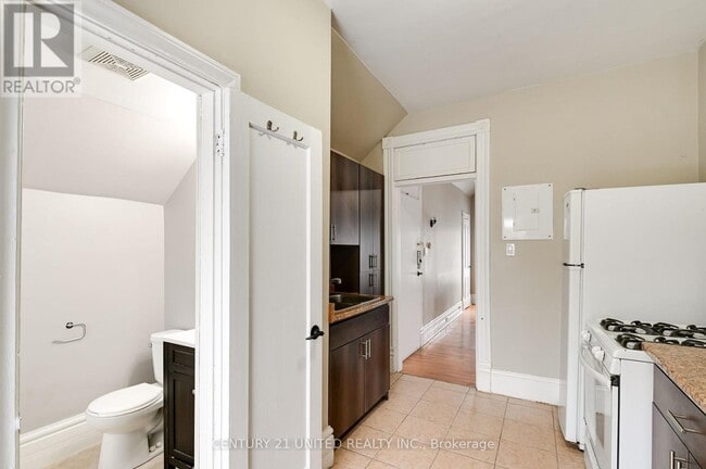 Building Photo - 337 Boler Rd