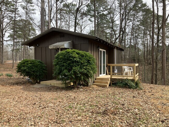 Foto del edificio - 495 Annie Lee Rd