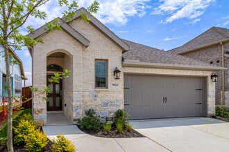 Building Photo - 9024 Winding Crk Dr