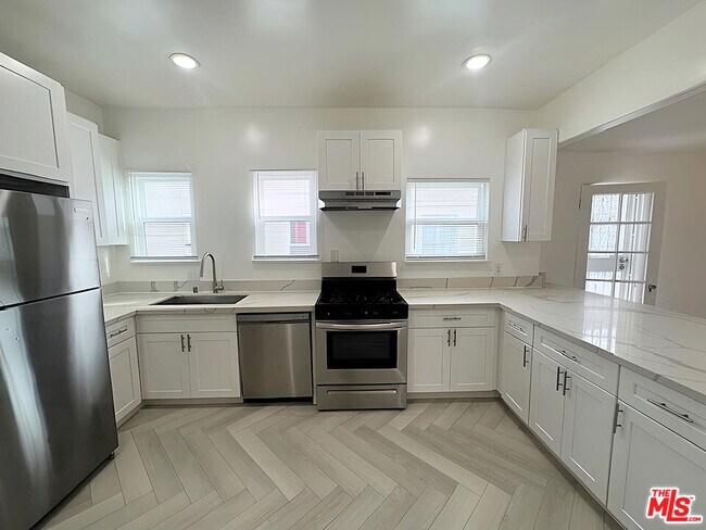 Foto del edificio - 126 S Hamilton Dr